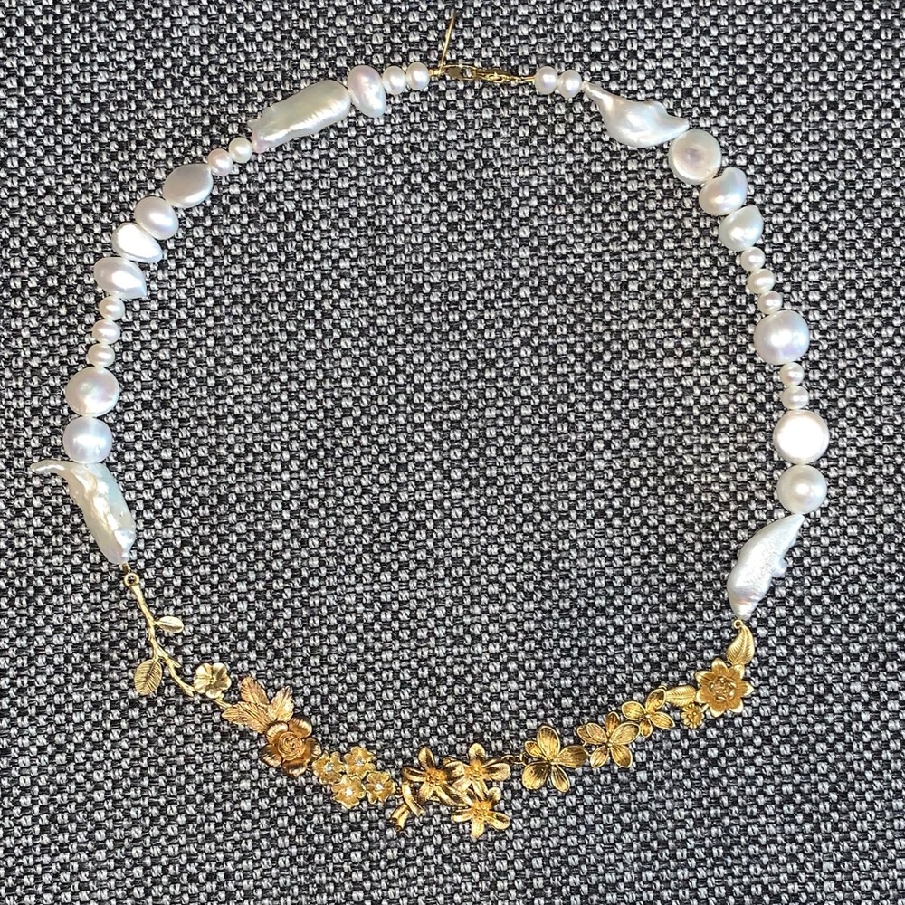 Freshwater Pearl and 18k Gold plate necklace